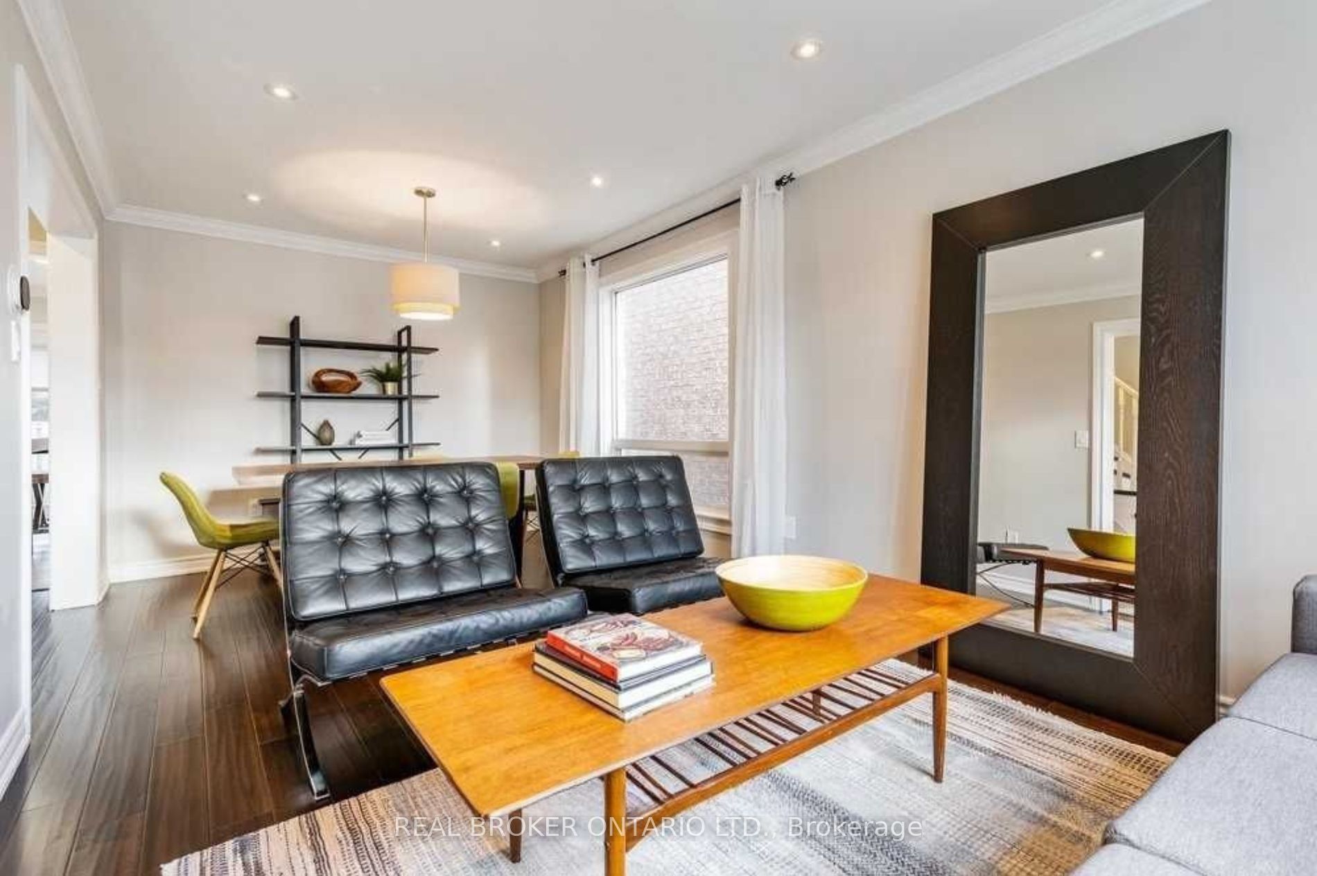 2369 Proudfoot Trail