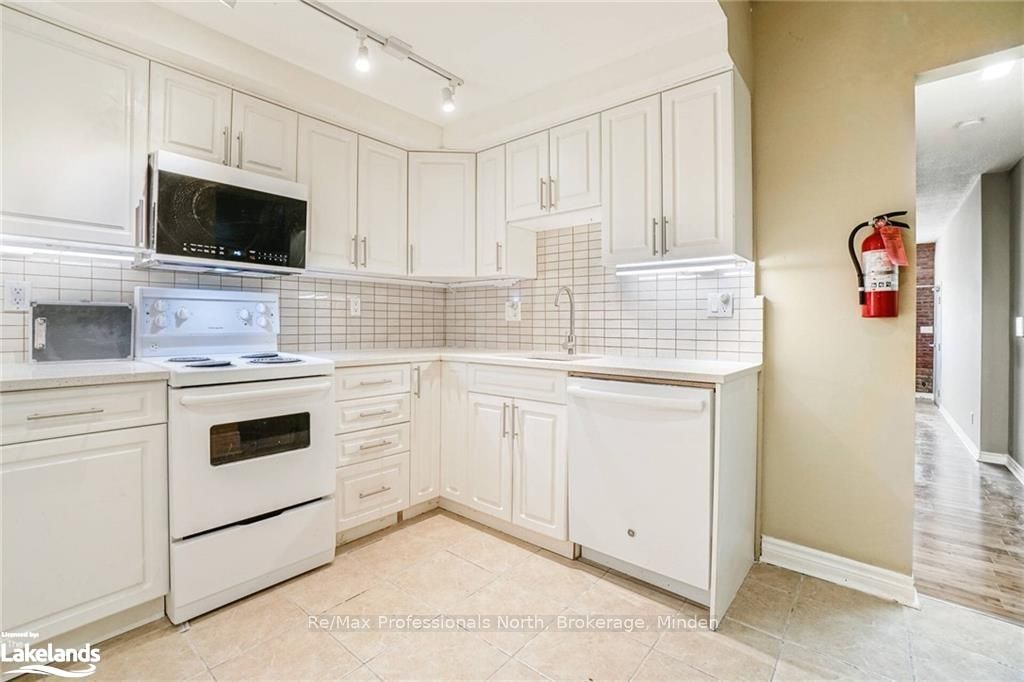 214 GERRARD Street E