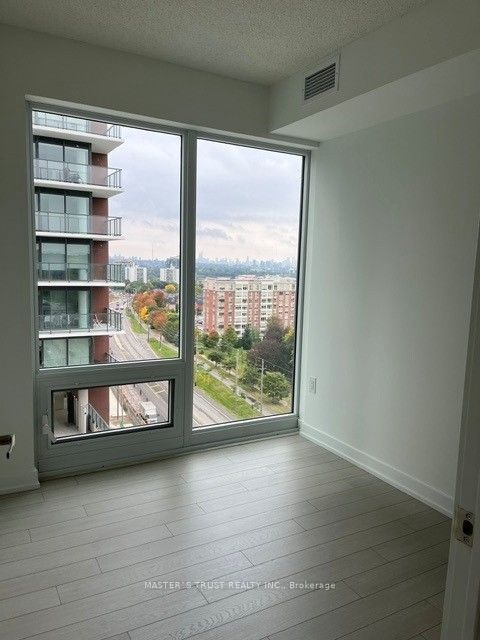 4010 Eglinton Avenue W 1008