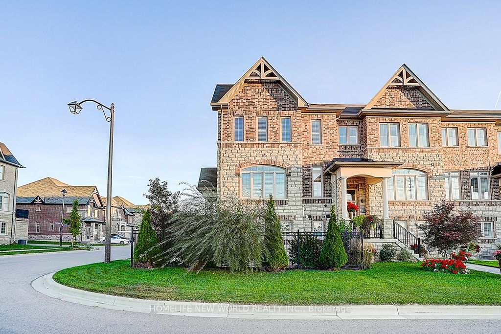 Photo of 107 Beechborough Crescent, East Gwillimbury, ON L9N 0N9 (MLS # N12829378)