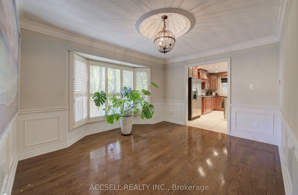 Photo of 600 Highvalley Road, Hamilton, ON L9G 3X3 (MLS # X12654072)