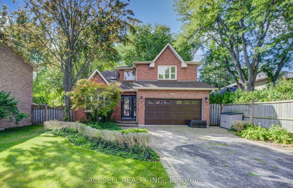 Photo of 600 Highvalley Road, Hamilton, ON L9G 3X3 (MLS # X12654072)