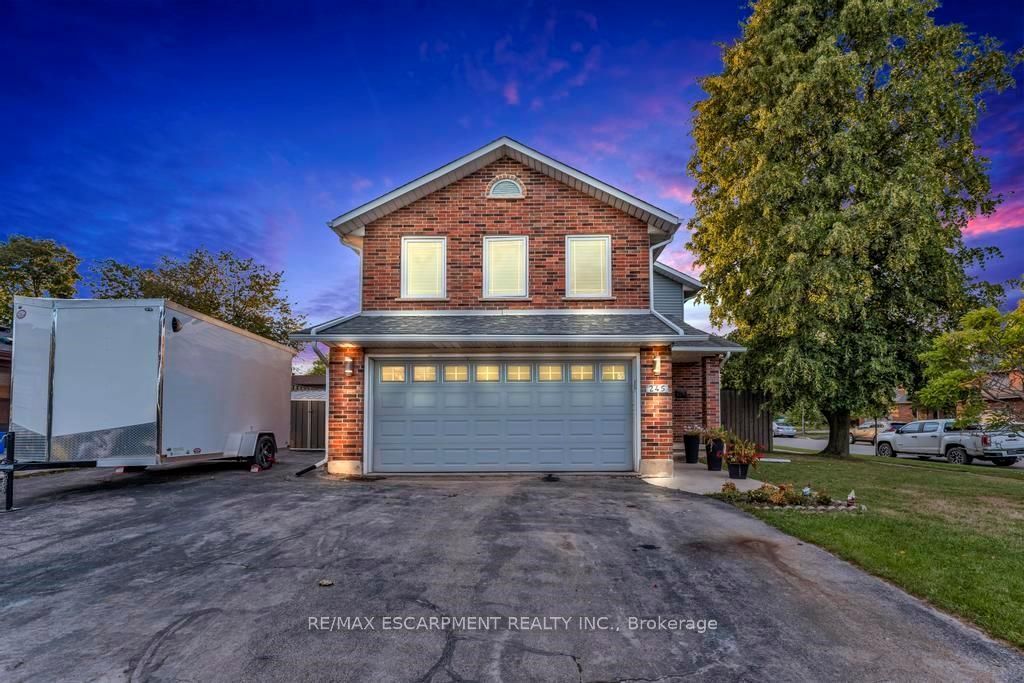 Photo of 245 First Road W, Hamilton, ON L8J 1H4 (MLS # X12450838)
