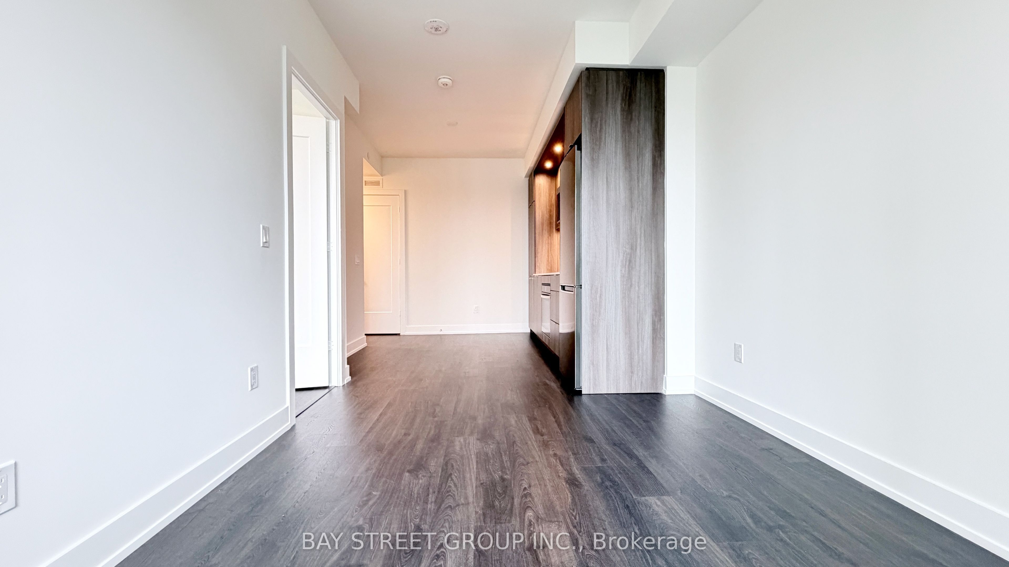 60 Central Park Roadway N/A 607