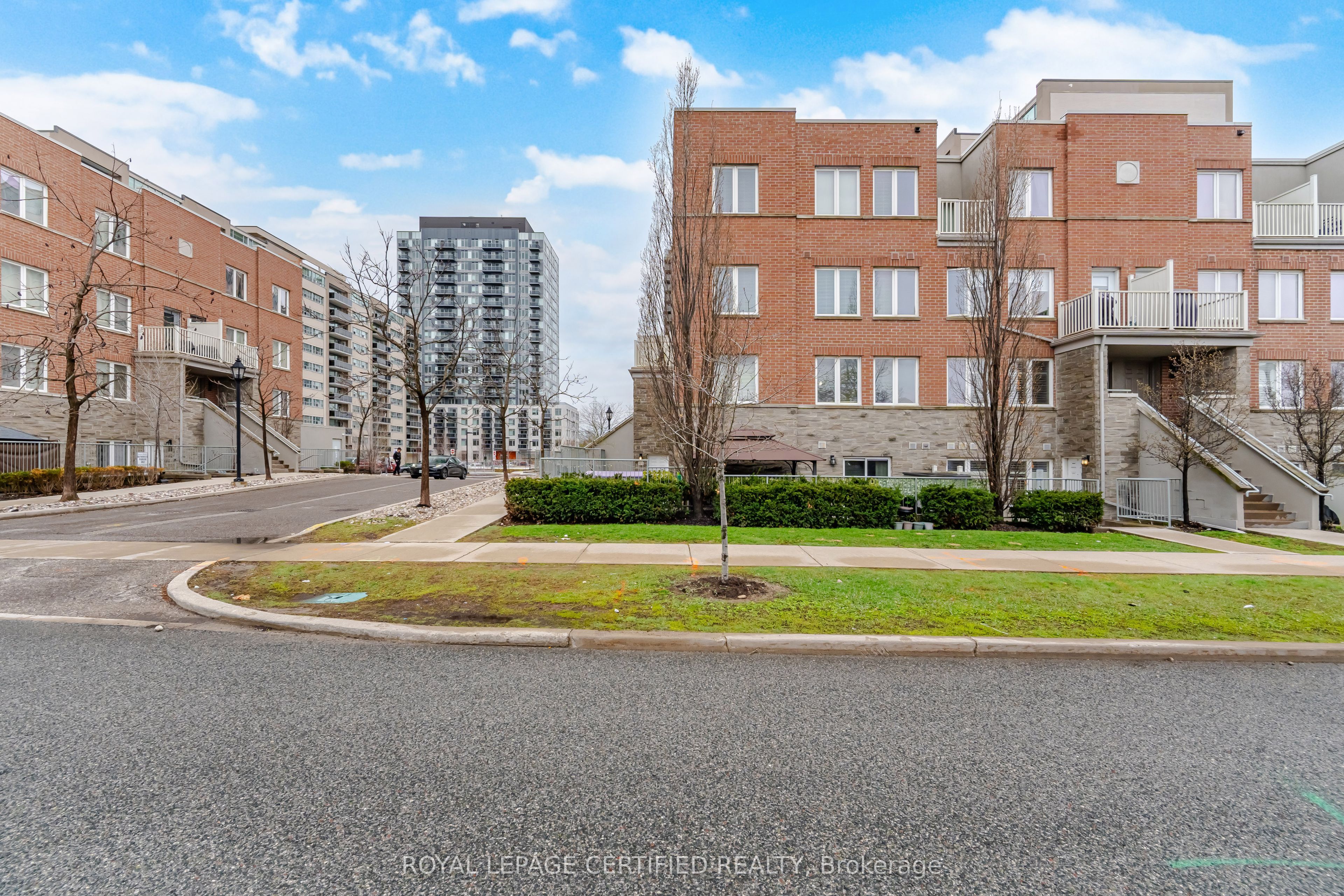 25 Richgrove Drive 101