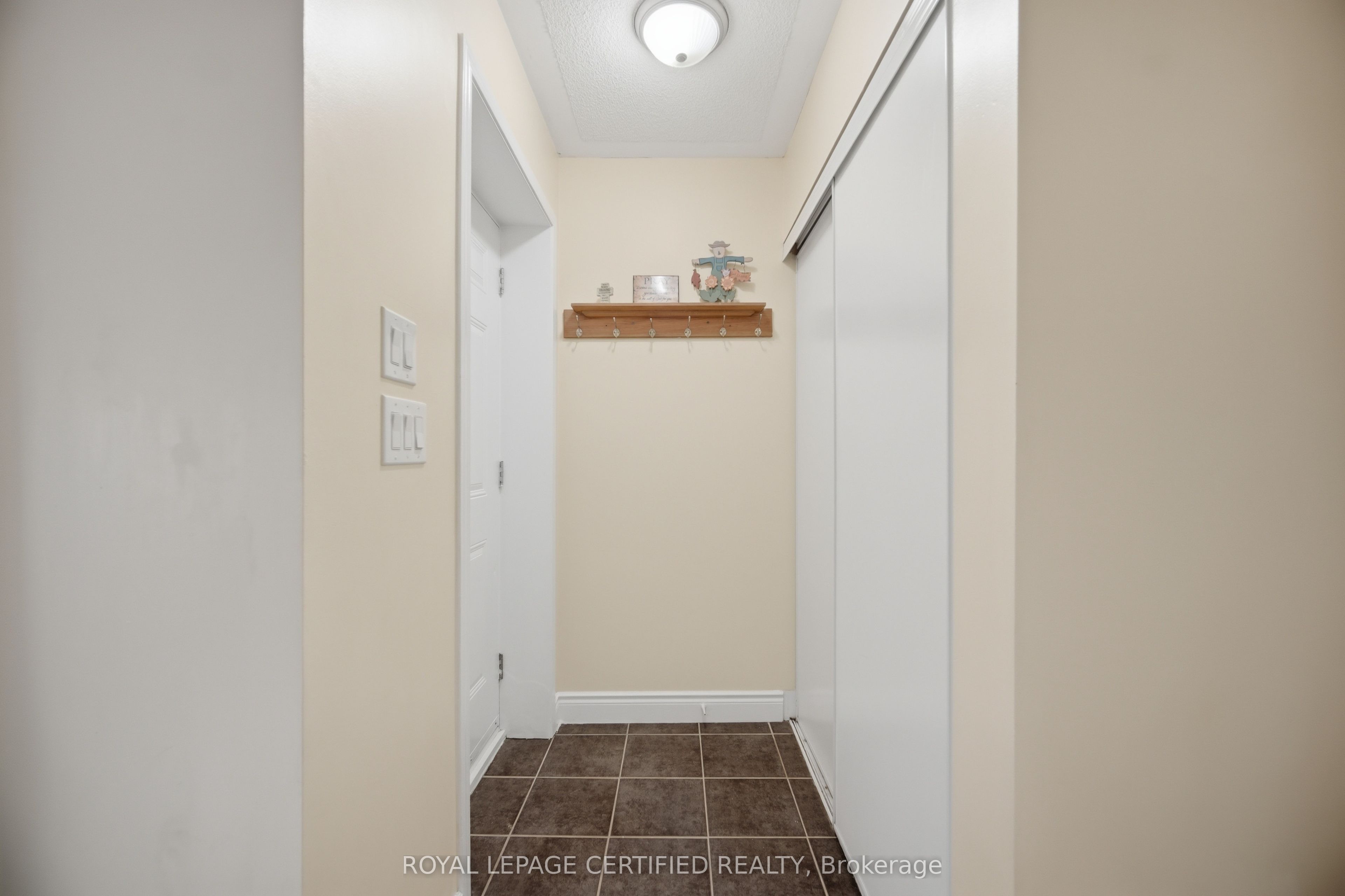 25 Richgrove Drive 101