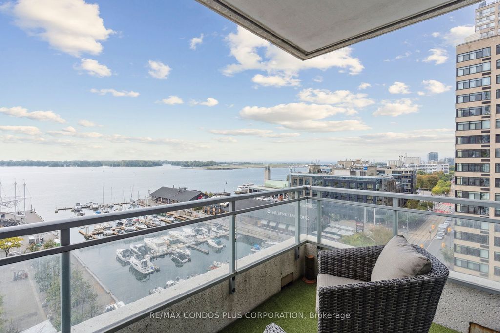 Photo of 230 Queens Quay W #1221, Toronto, ON M5J 2Y7 (MLS # C12425370)