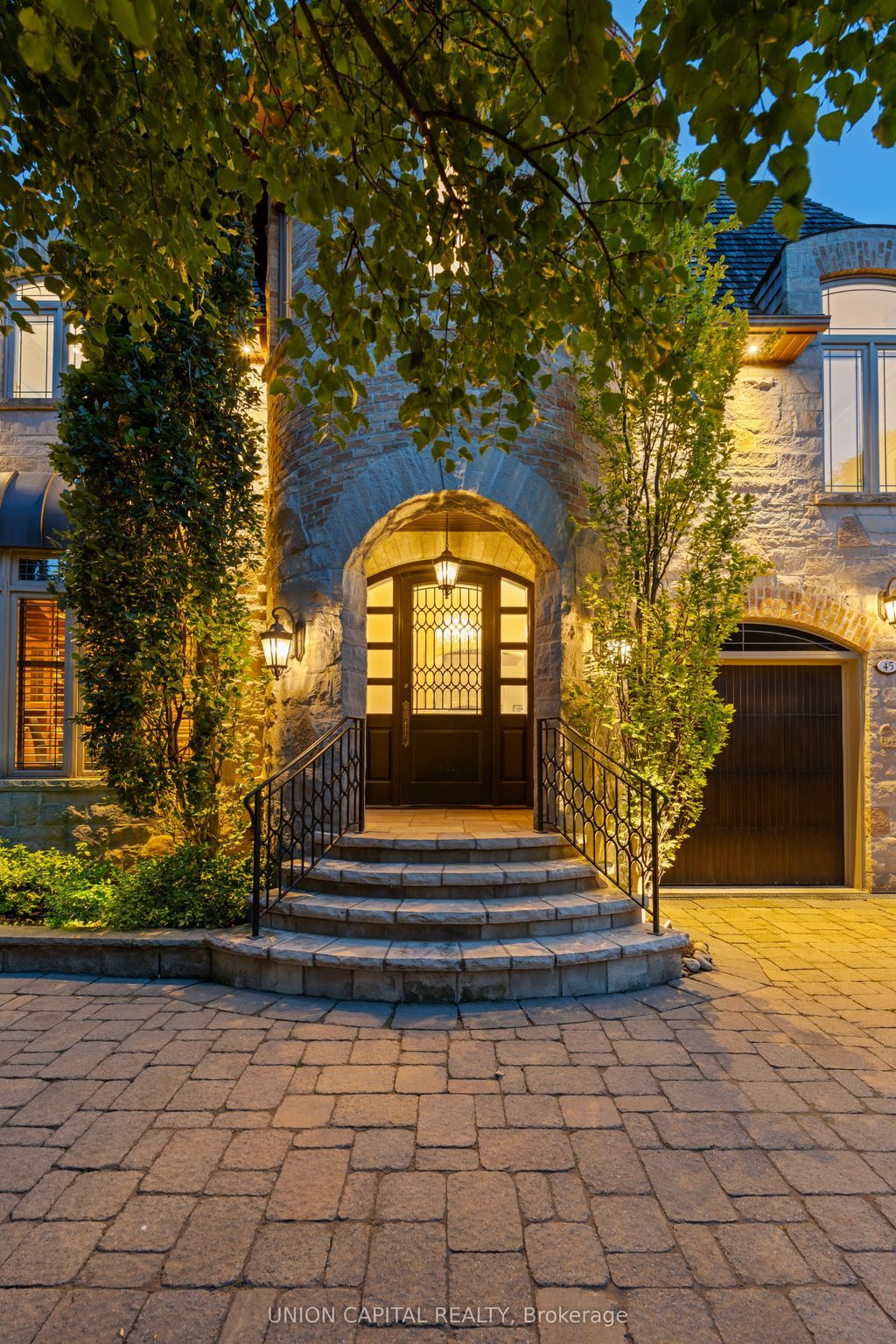 Photo of 45 Gordon Road, Toronto, ON M2P 1E2 (MLS # C13175194)