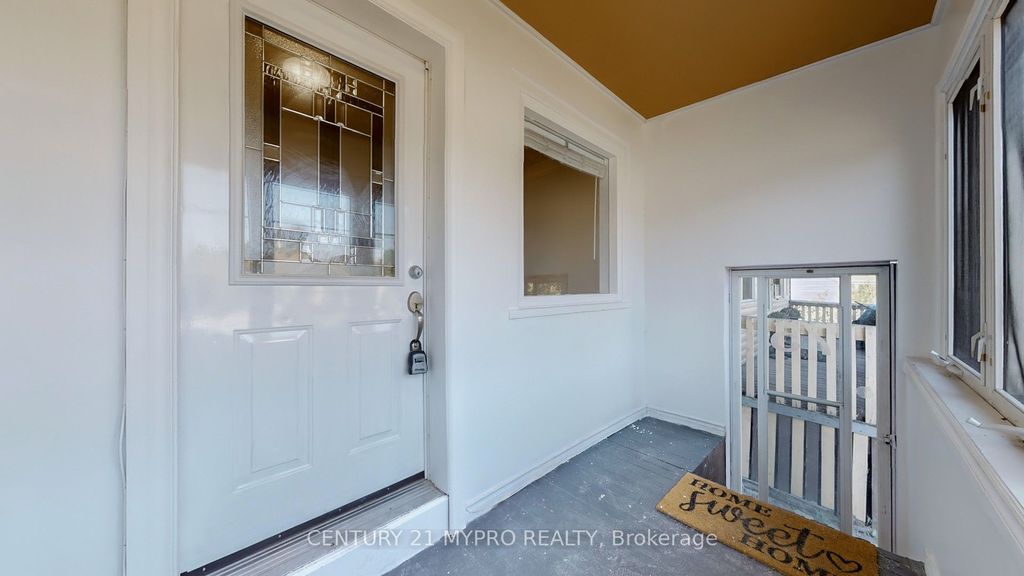 Photo of 208 Mcanulty Boulevard, Hamilton, ON L8H 3J1 (MLS # X12450600)