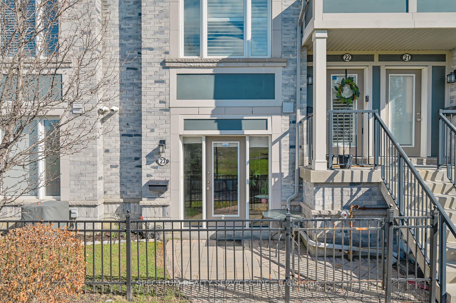 60 Fairwood Circle 23