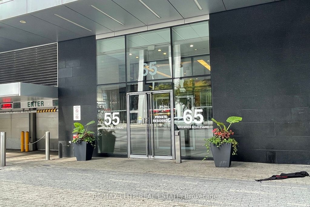 Photo of 65 Bremner Boulevard #2208, Toronto, ON M5J 0A7 (MLS # C12986070)