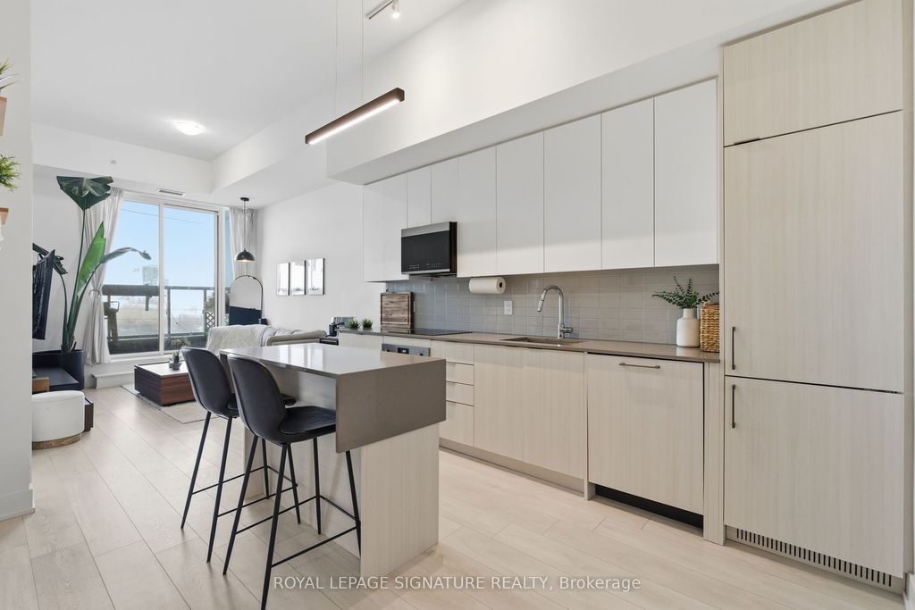 Photo of 2489 Taunton Road #214, Oakville, ON L6H 3R9 (MLS # W12821036)