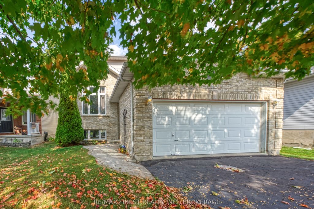 Photo of 938 Lombardy Street, Kingston, ON K7M 9C2 (MLS # X12431801)