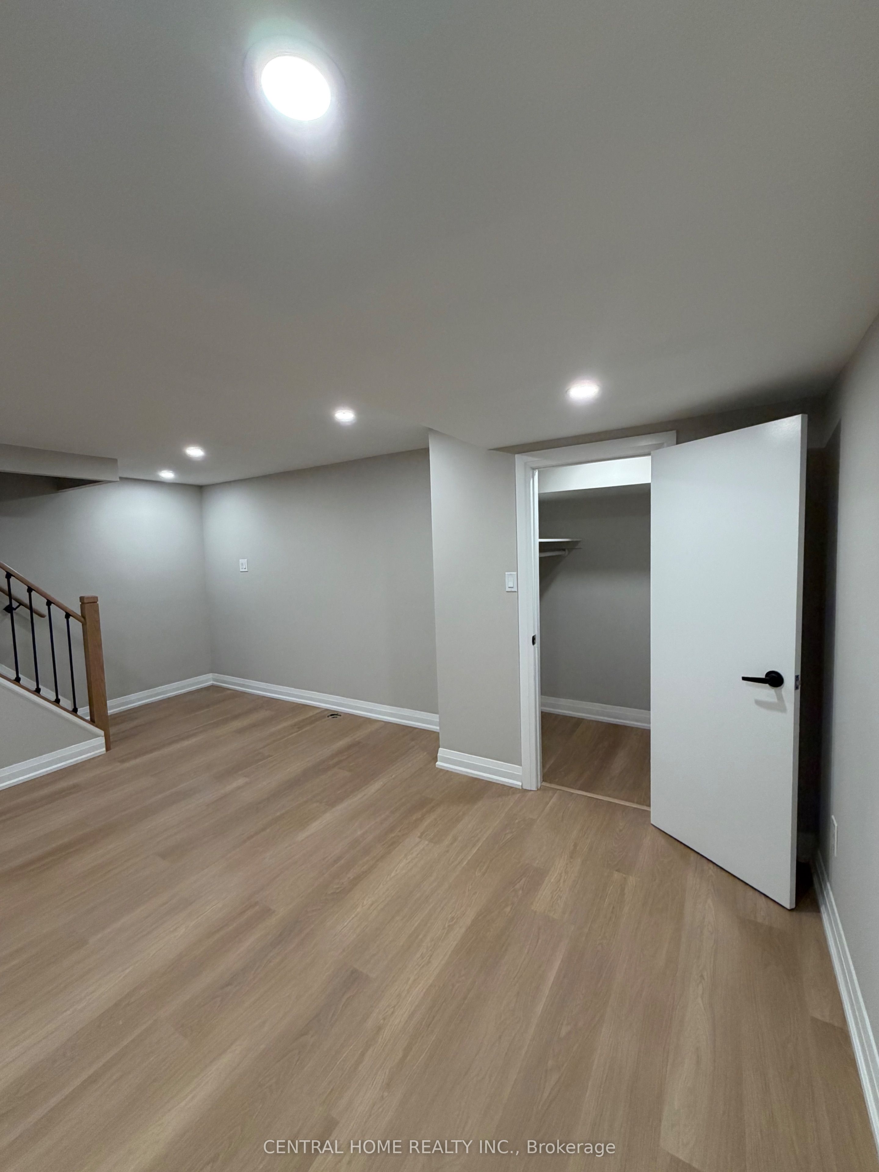 BSMT - 229 Spring Gate Boulevard