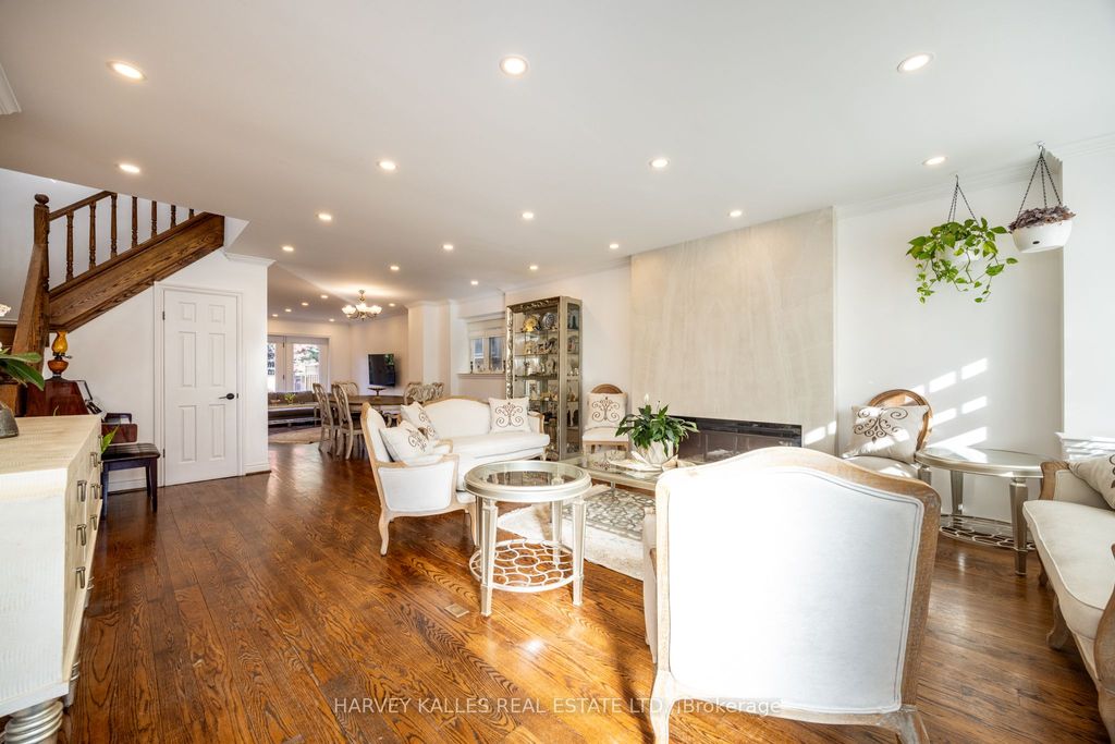 Photo of 204 Brooke Avenue, Toronto, ON M5M 2K6 (MLS # C12558650)
