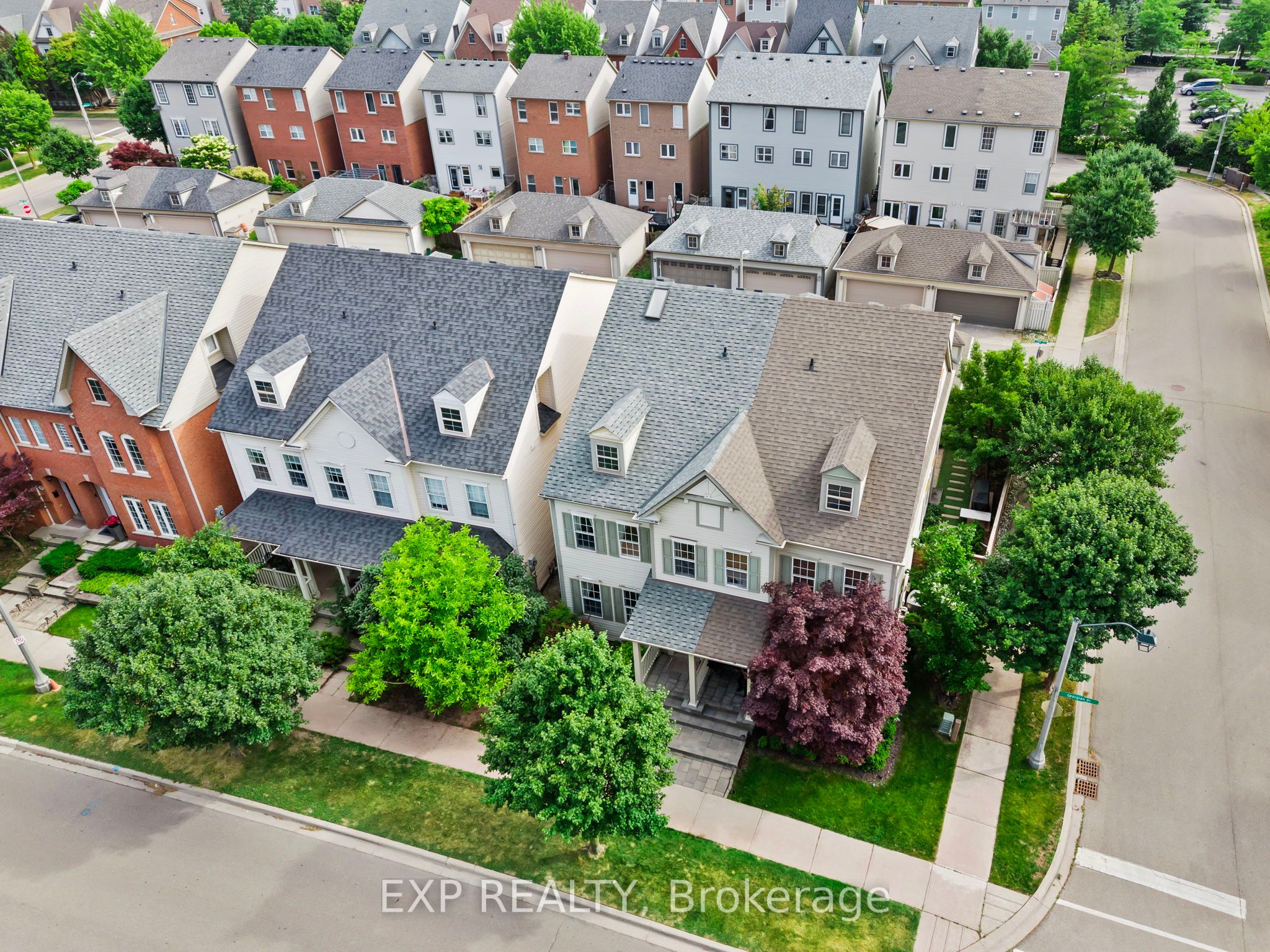 90 Georgian Drive