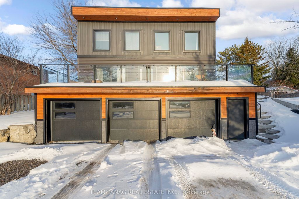 Photo of 11561 Russell Road, Scugog, ON L9L 1B3 (MLS # E12961826)