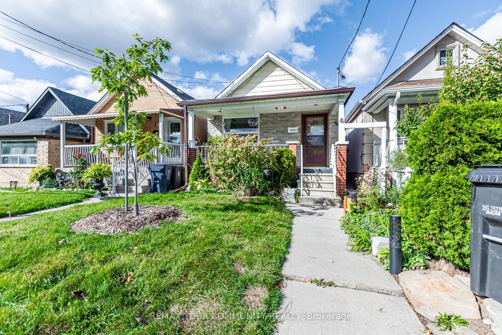 Photo of 48 CAYUGA Avenue, Toronto, ON M6N 2G1 (MLS # W13445804)