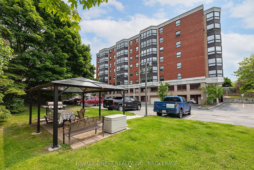 Photo of 675 Davis Drive #504, Kingston, ON K7M 8L5 (MLS # X13790430)