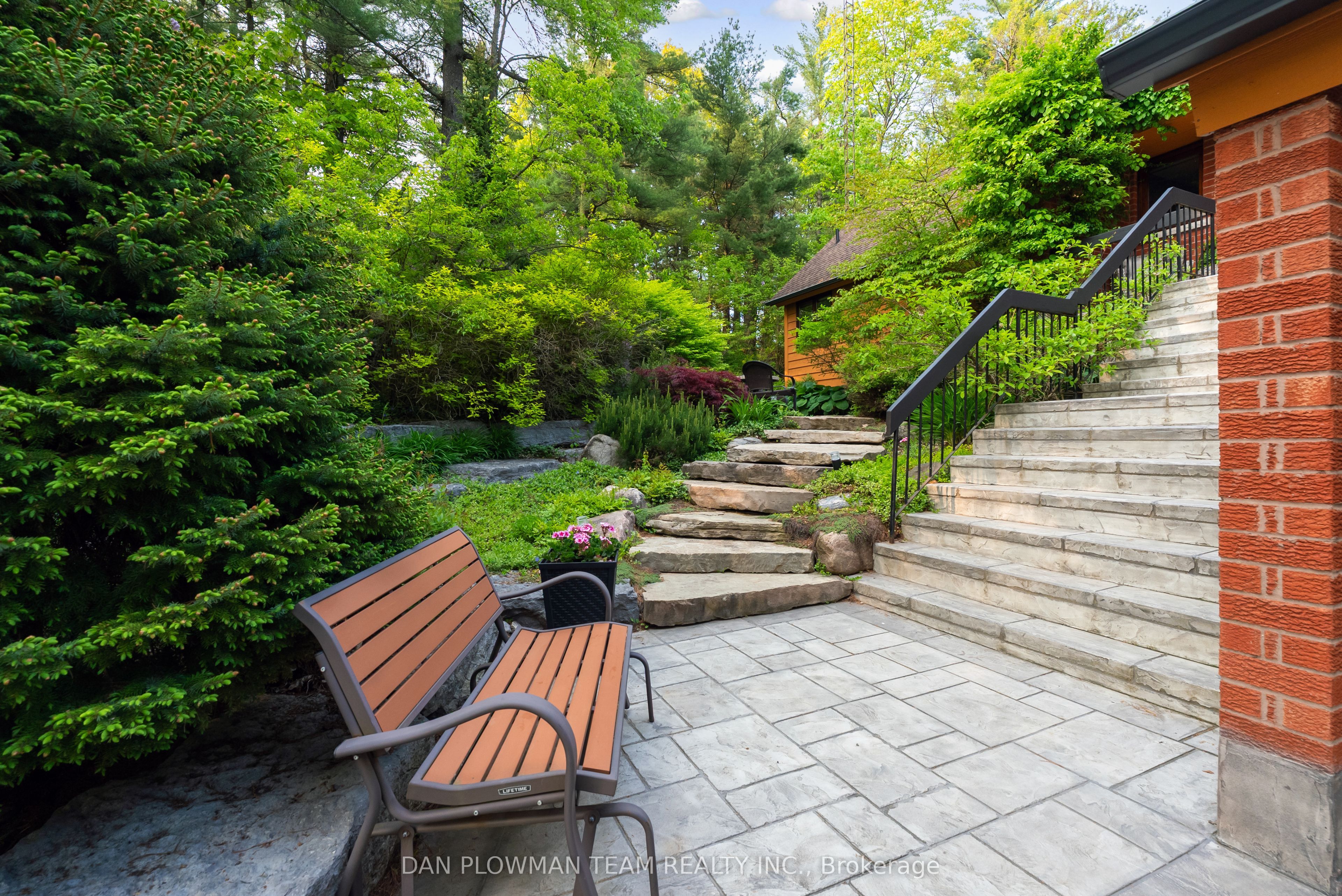 5 Sumac Road