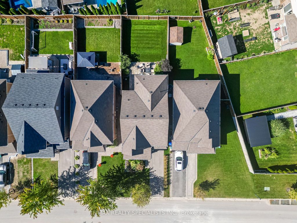 Photo of 90 Martin Trail, New Tecumseth, ON L0G 1W0 (MLS # N12890980)