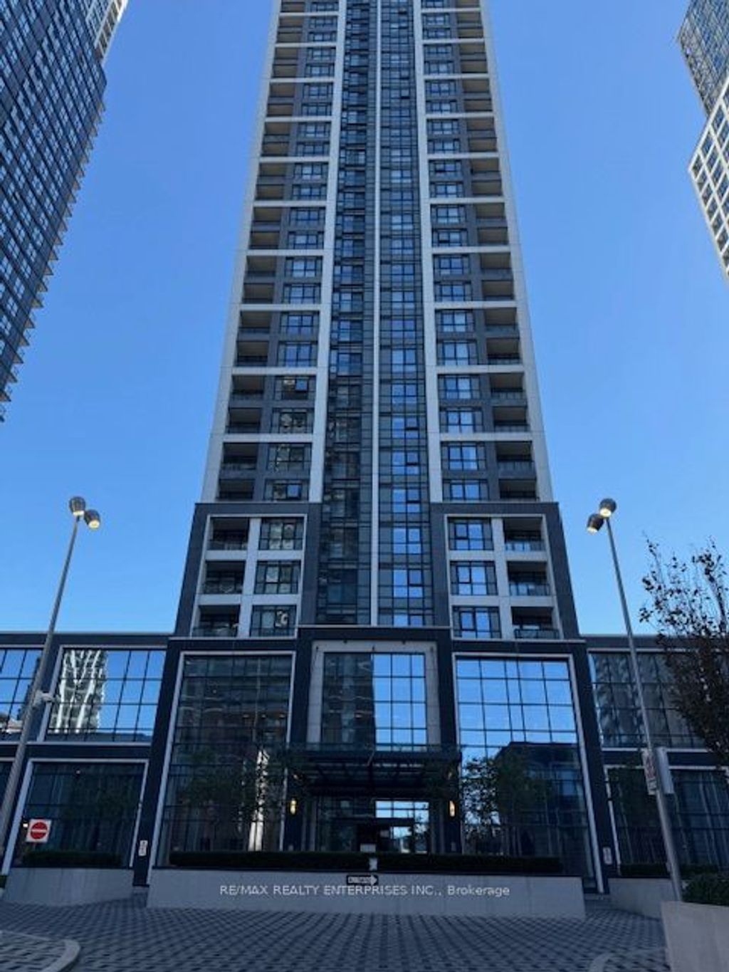 Photo of 7 Mabelle Avenue #604, Toronto, ON M9A 4X1 (MLS # W12593084)