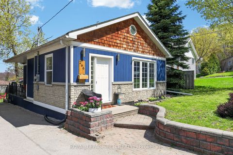 266 Kenwood Avenue Georgina ON L4P 2X5
