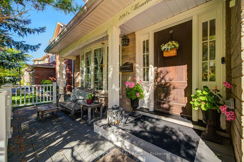 Photo of 2193 Meadowland Drive, Oakville, ON L6H 6H2 (MLS # W12715816)