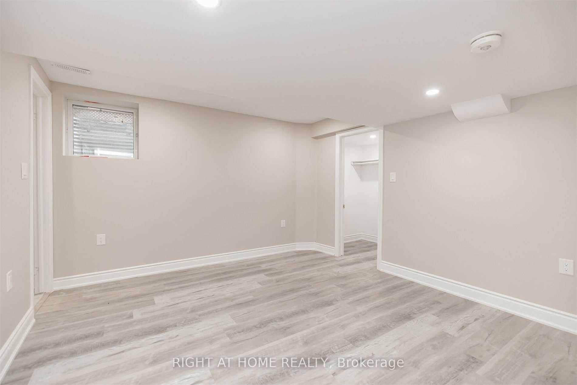 99 Masters Green Crescent BSMT