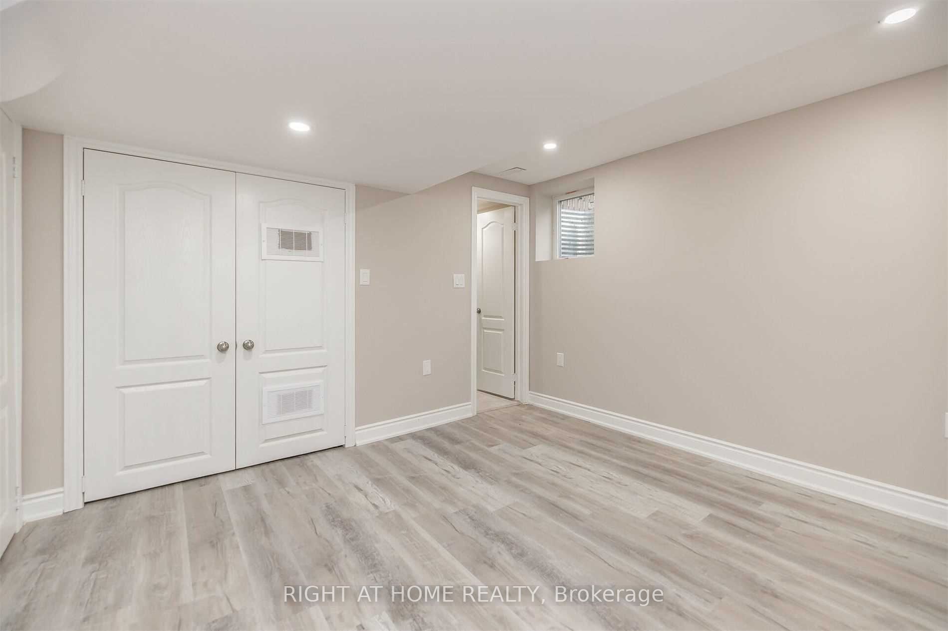 99 Masters Green Crescent BSMT