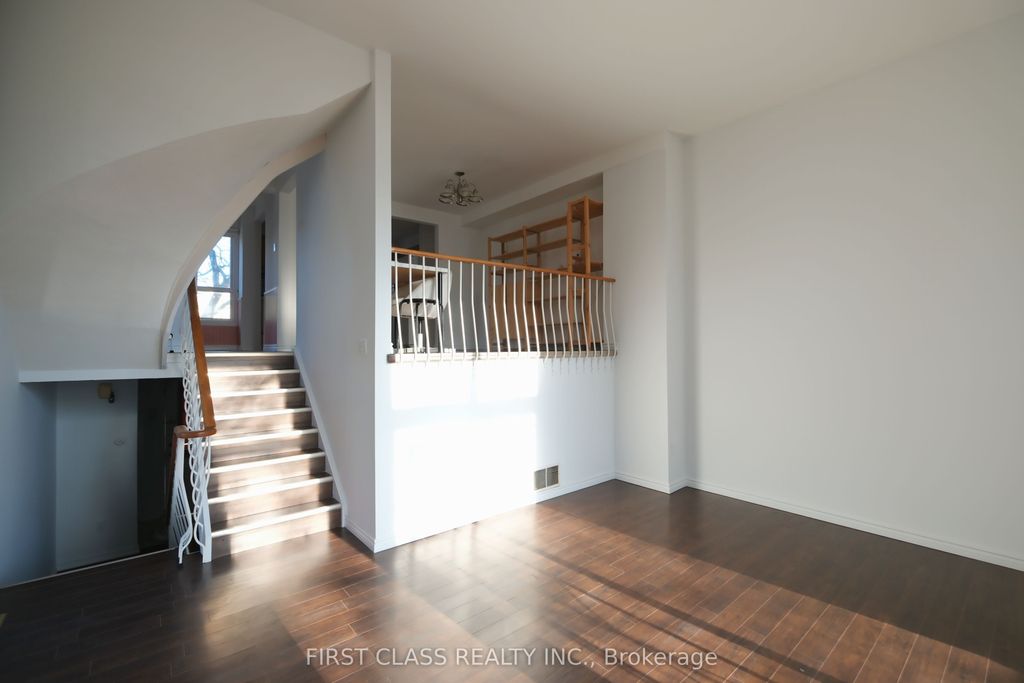 Photo of 1180 Sandhurst Circle #10, Toronto, ON M1V 1T8 (MLS # E12869026)