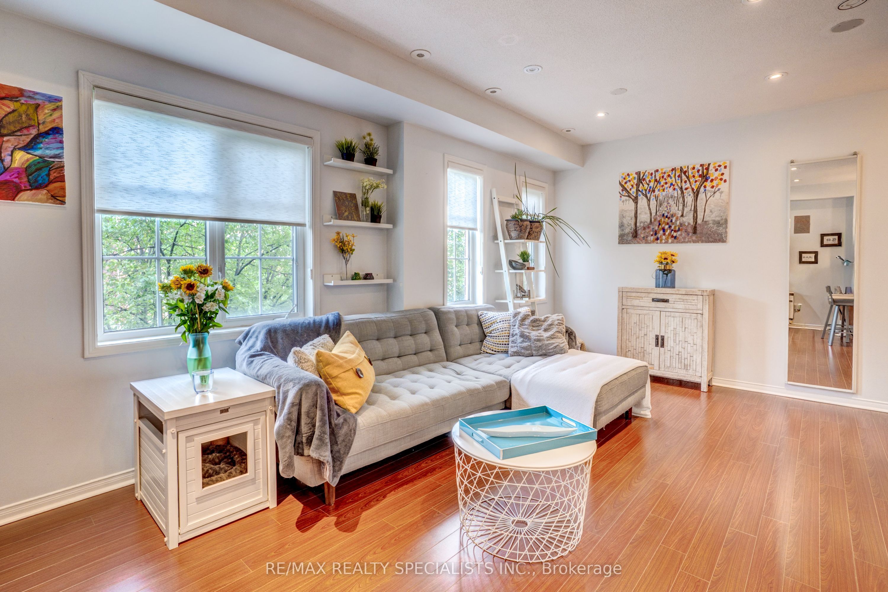 615 Shoreline Drive 11