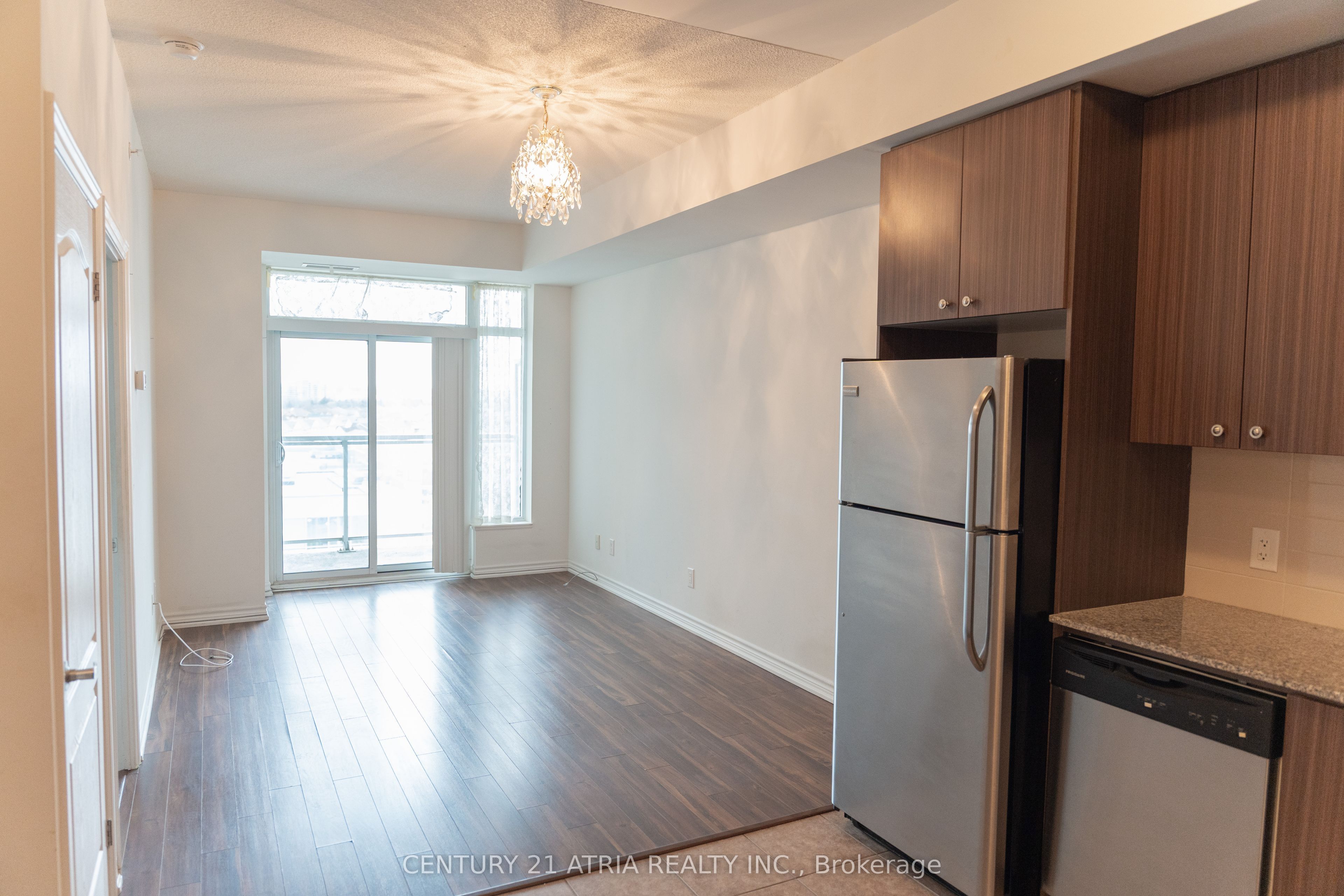 8323 Kennedy Road 902