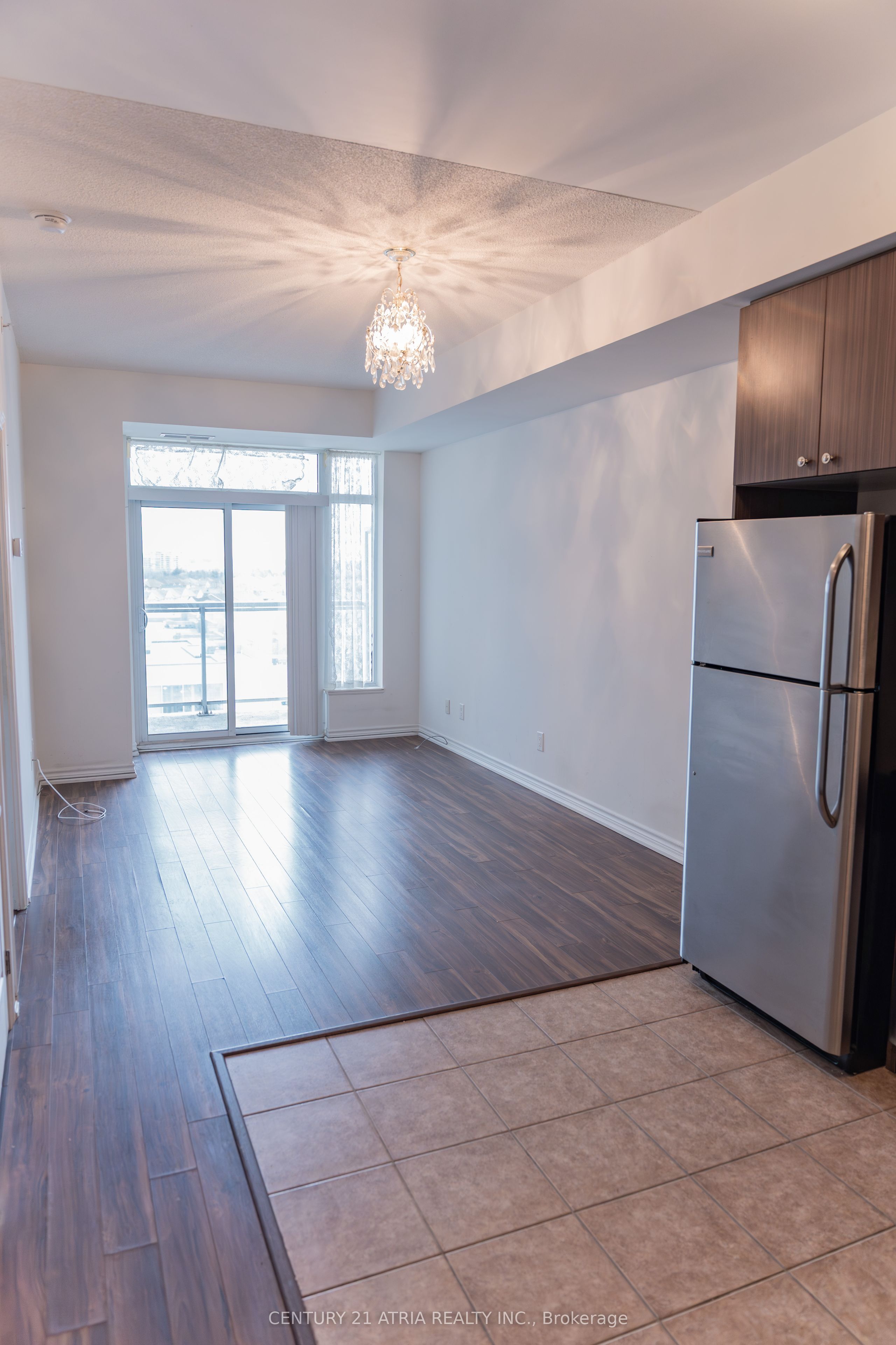 8323 Kennedy Road 902