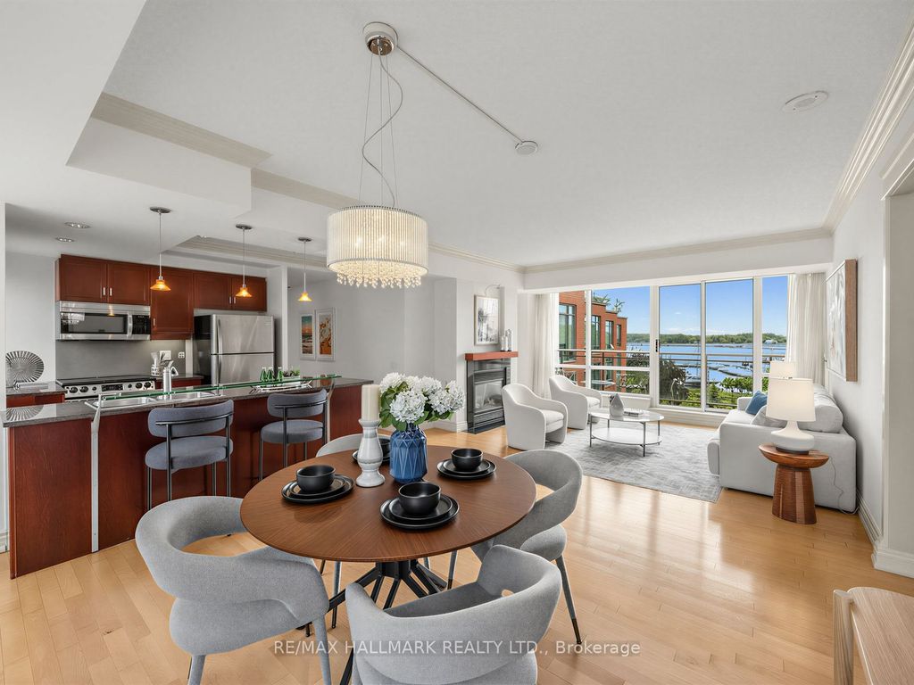 Photo of 500 Queens Quay W #518E, Toronto, ON M5V 3K8 (MLS # C13435750)