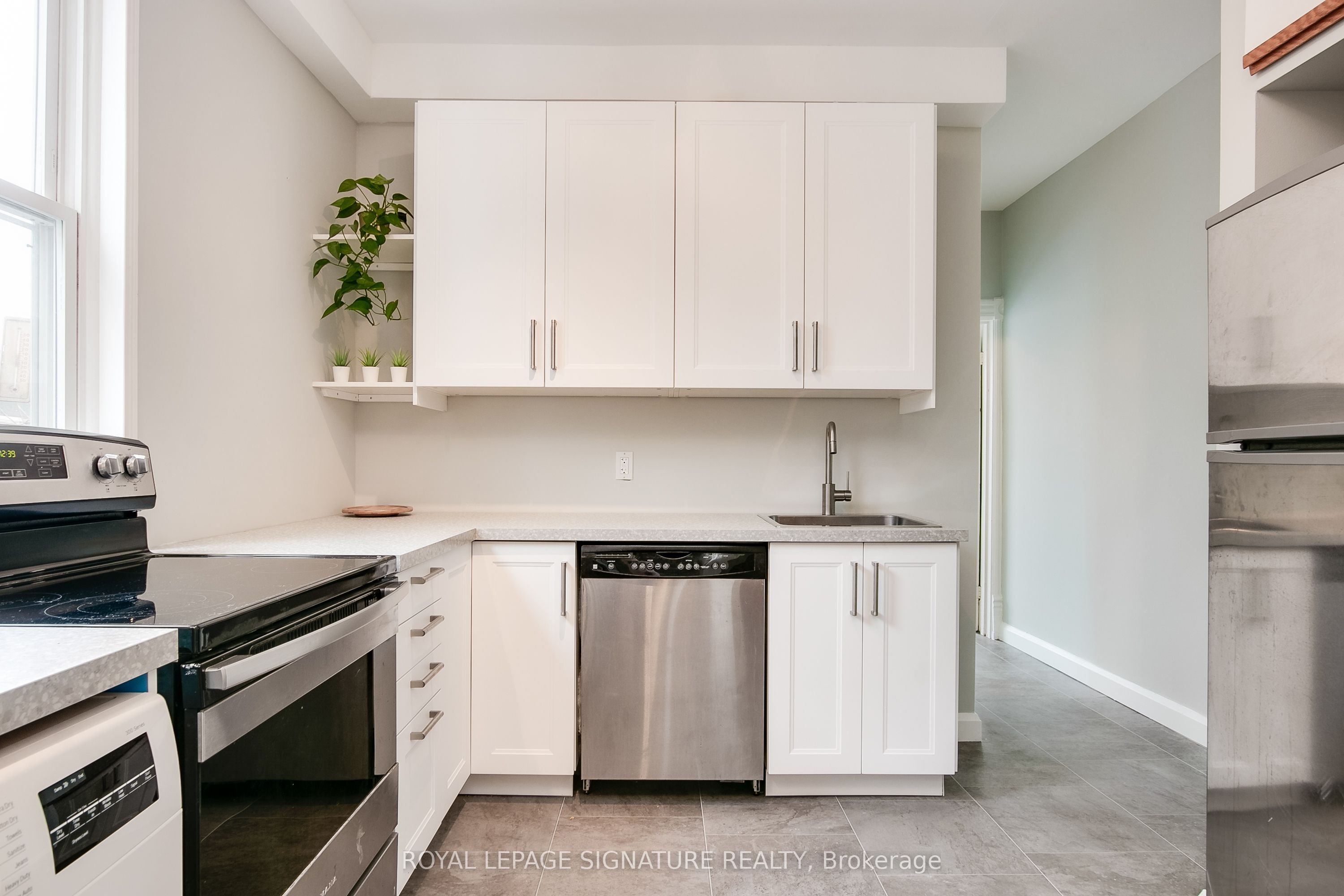 133 Brock Street 2nd Floor