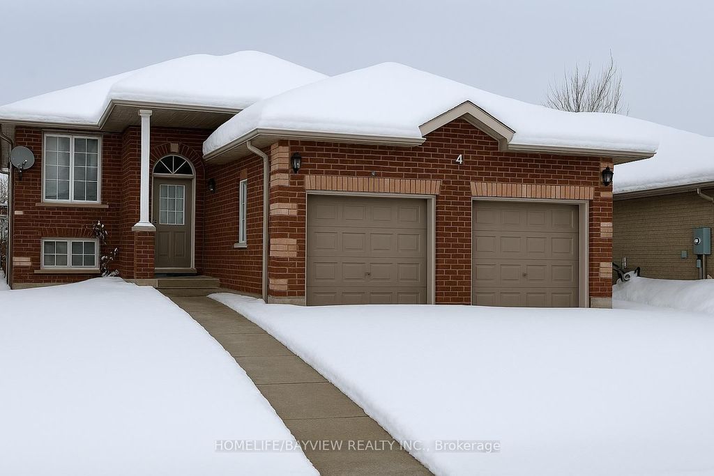 Photo of 4 Quinlan Road, Barrie, ON L4M 7A9 (MLS # S12670948)