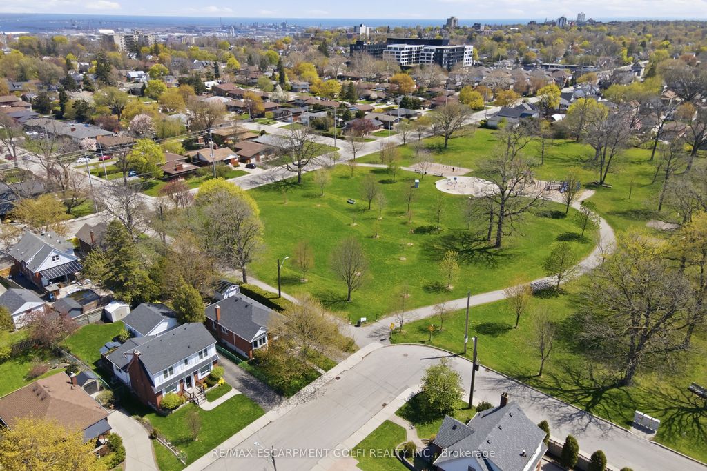 Photo of 115 Empress Avenue, Hamilton, ON L9A 1M5 (MLS # X13093182)