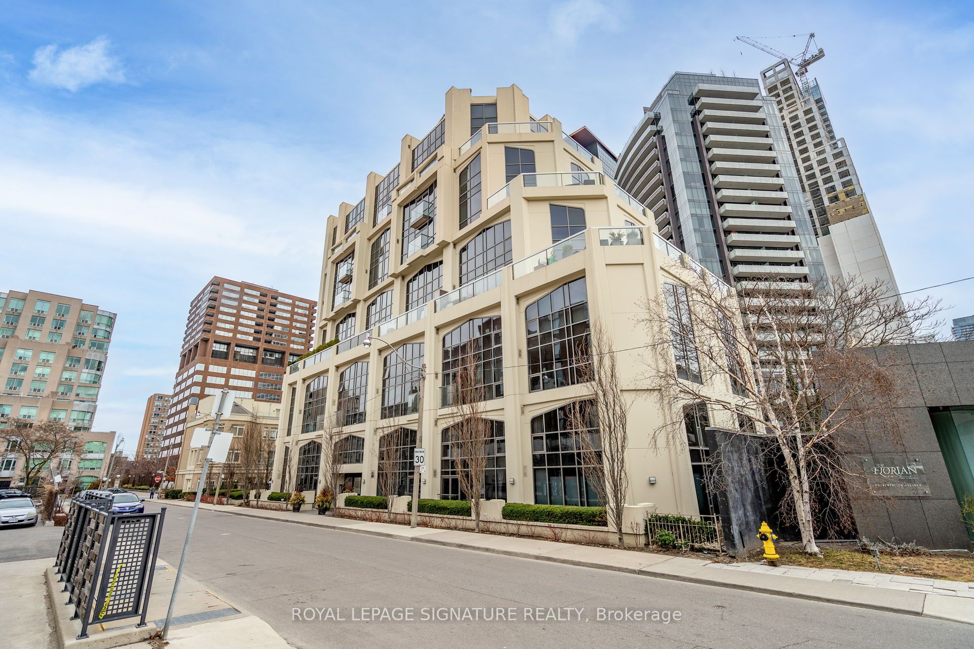 3 McAlpine Street 411