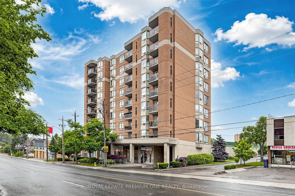 Photo of 2088 Lawrence Avenue W #808, Toronto, ON M9N 3Z9 (MLS # W13734984)