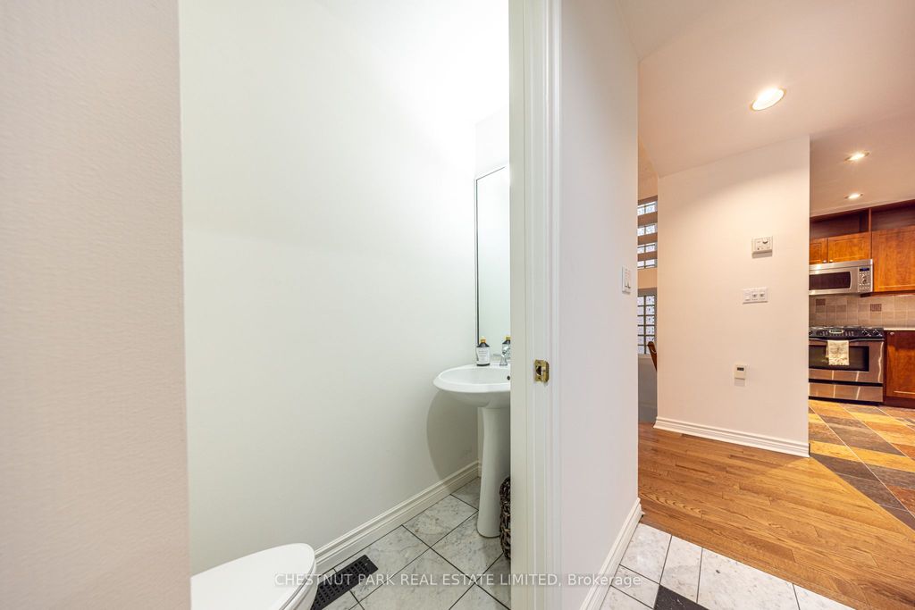 Photo of 263 Erskine Avenue, Toronto, ON M4P 1Z6 (MLS # C13027084)