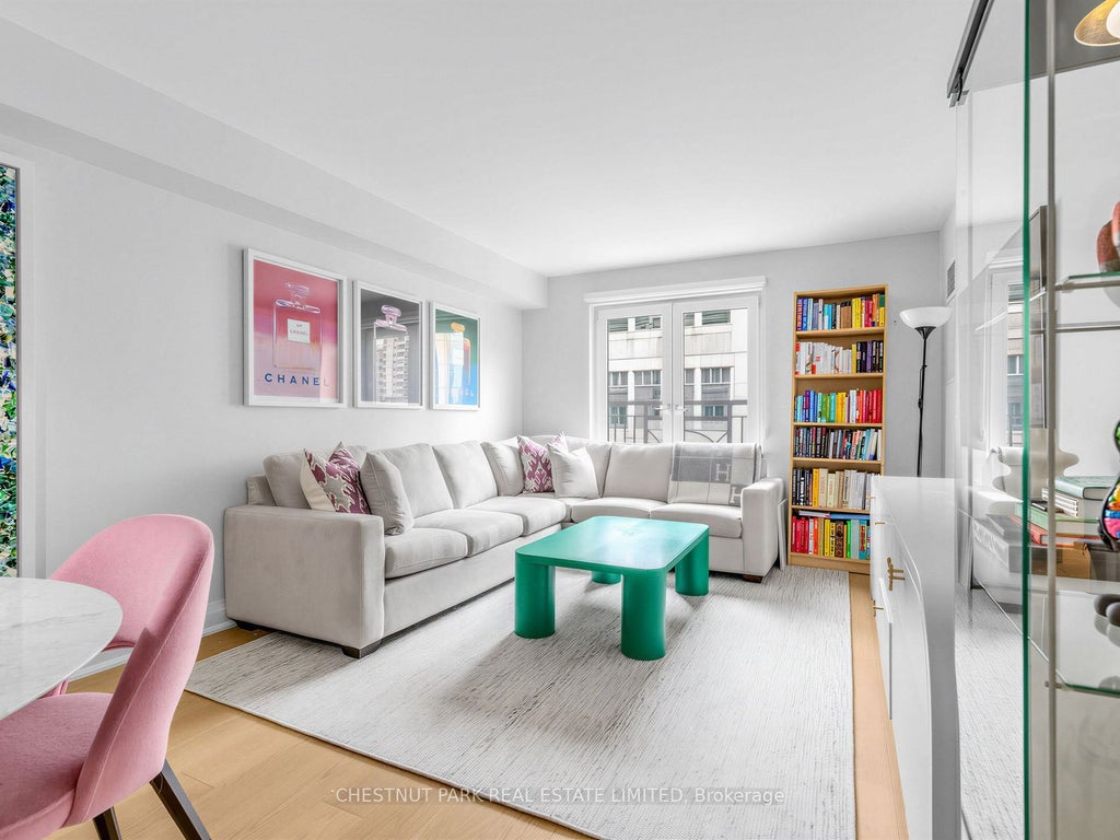Photo of 1 Balmoral Avenue #505, Toronto, ON M4V 3B9 (MLS # C13670184)