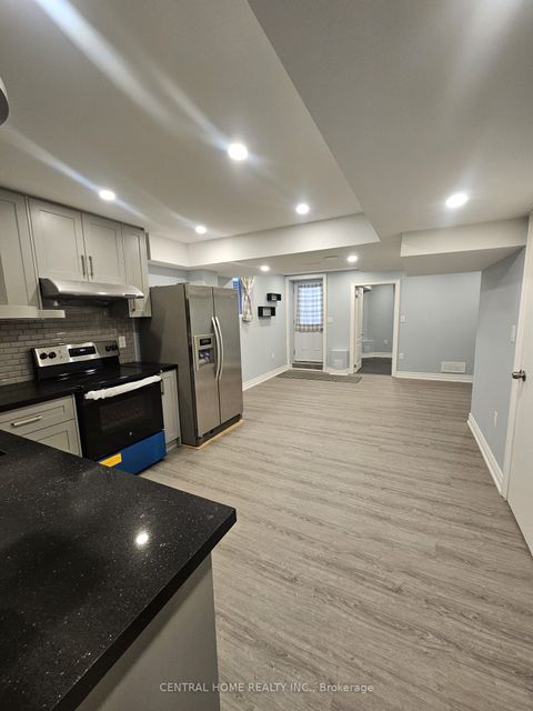 45 Wildmoor Street Markham ON L6B 0B3