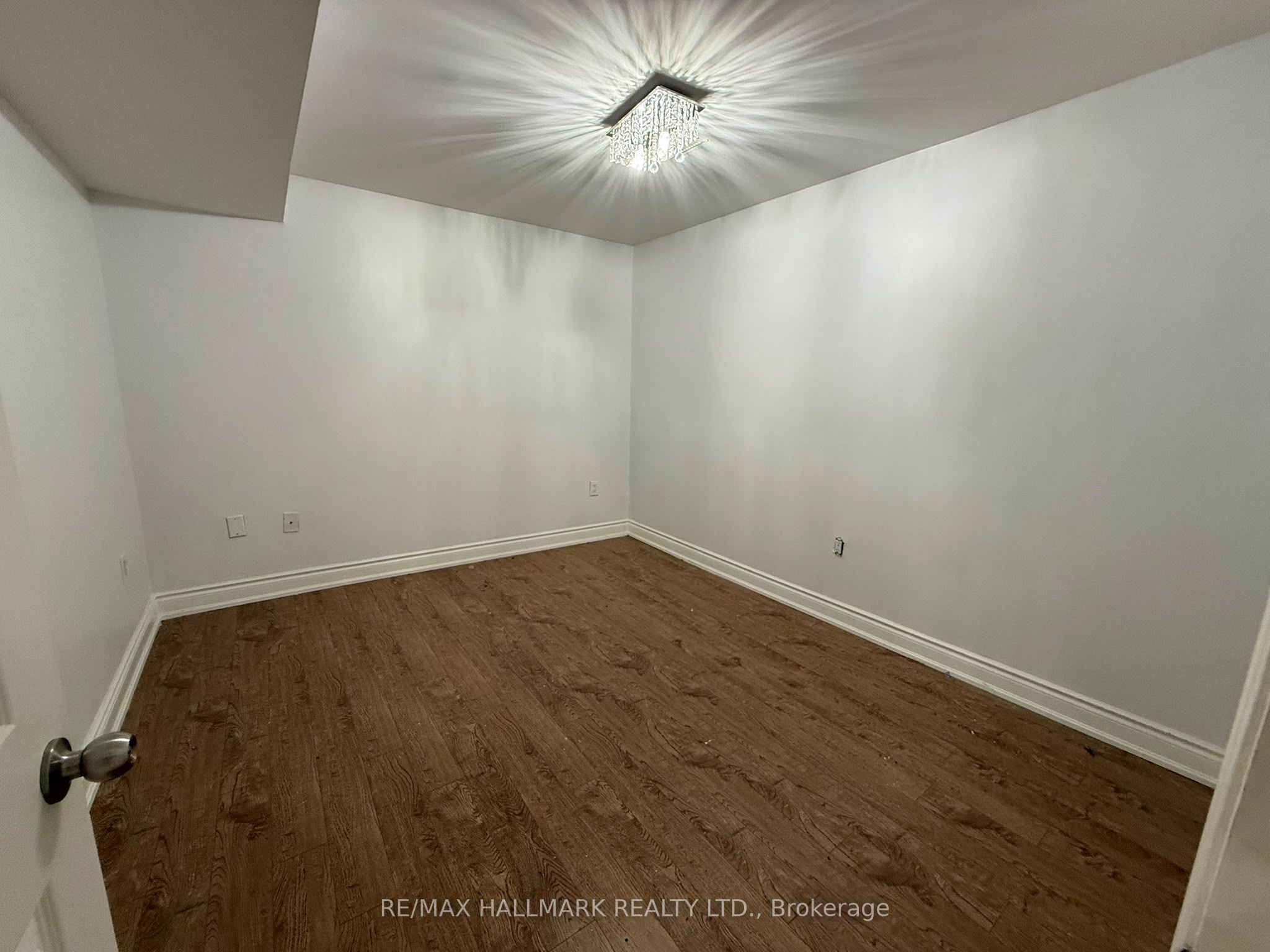 209 Old Colony Road S Basement
