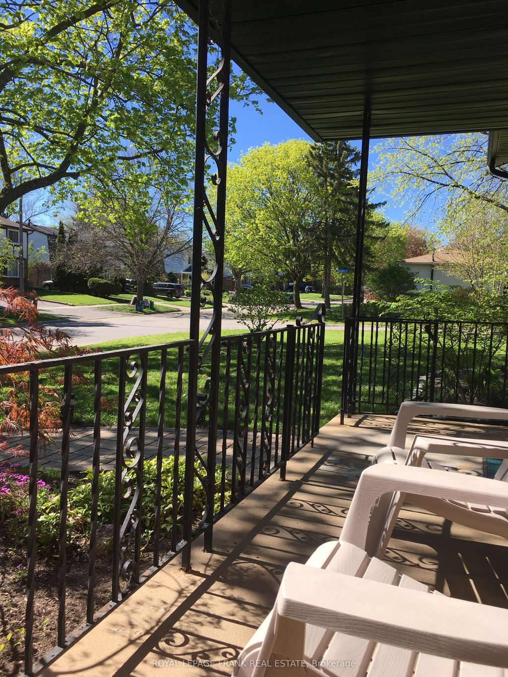 Photo of 489 Crestwood Drive, Oshawa, ON L1G 2R4 (MLS # E12842398)