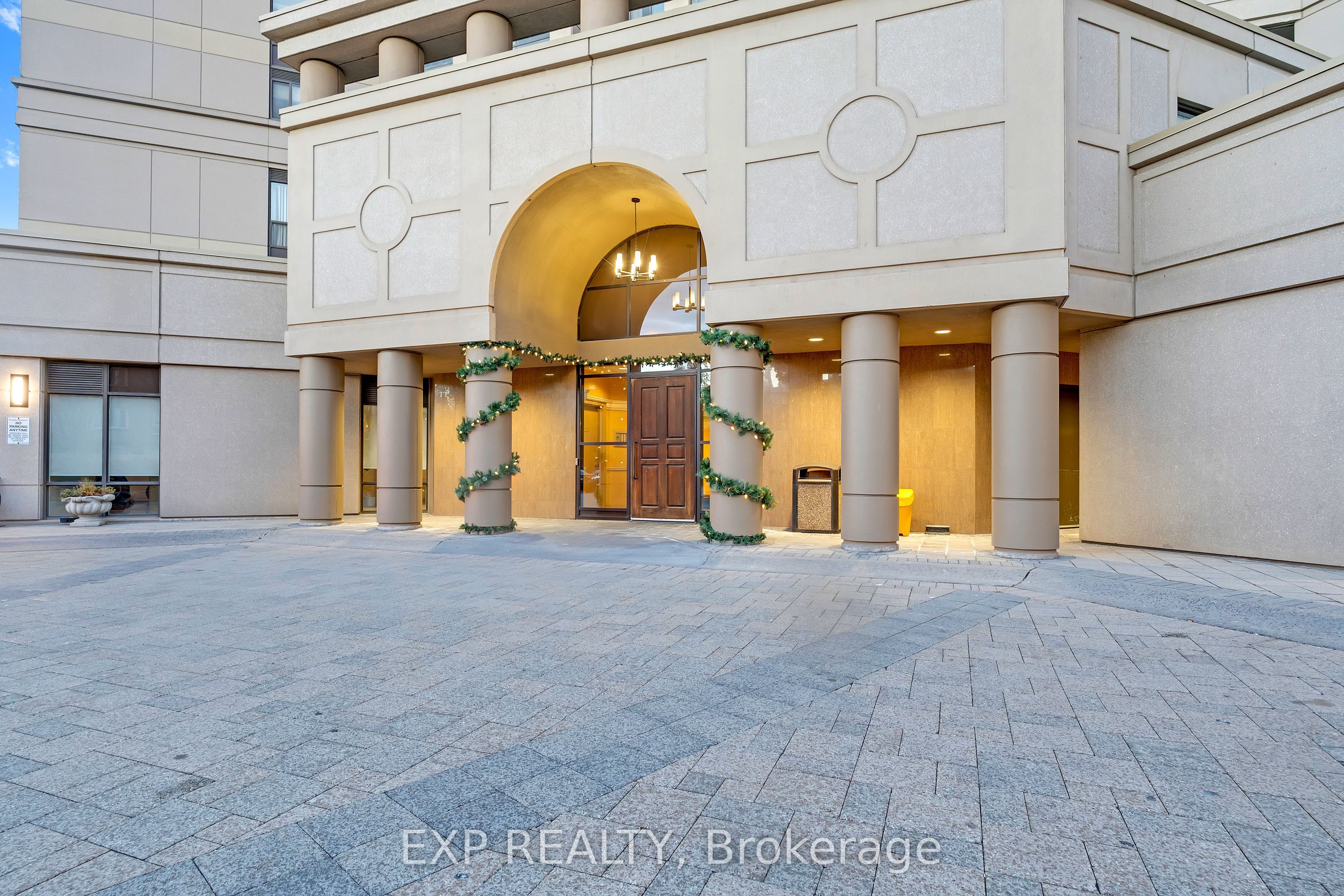 220 Forum Drive 1009