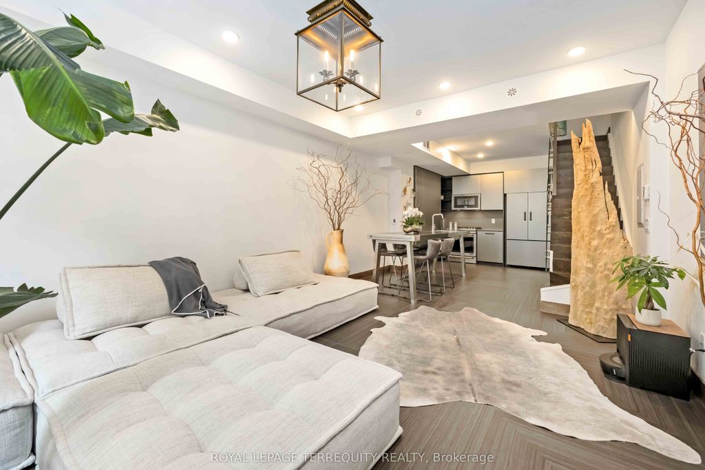 Photo of 3 Elsie Lane #30, Toronto, ON M6P 0B8 (MLS # W12616418)