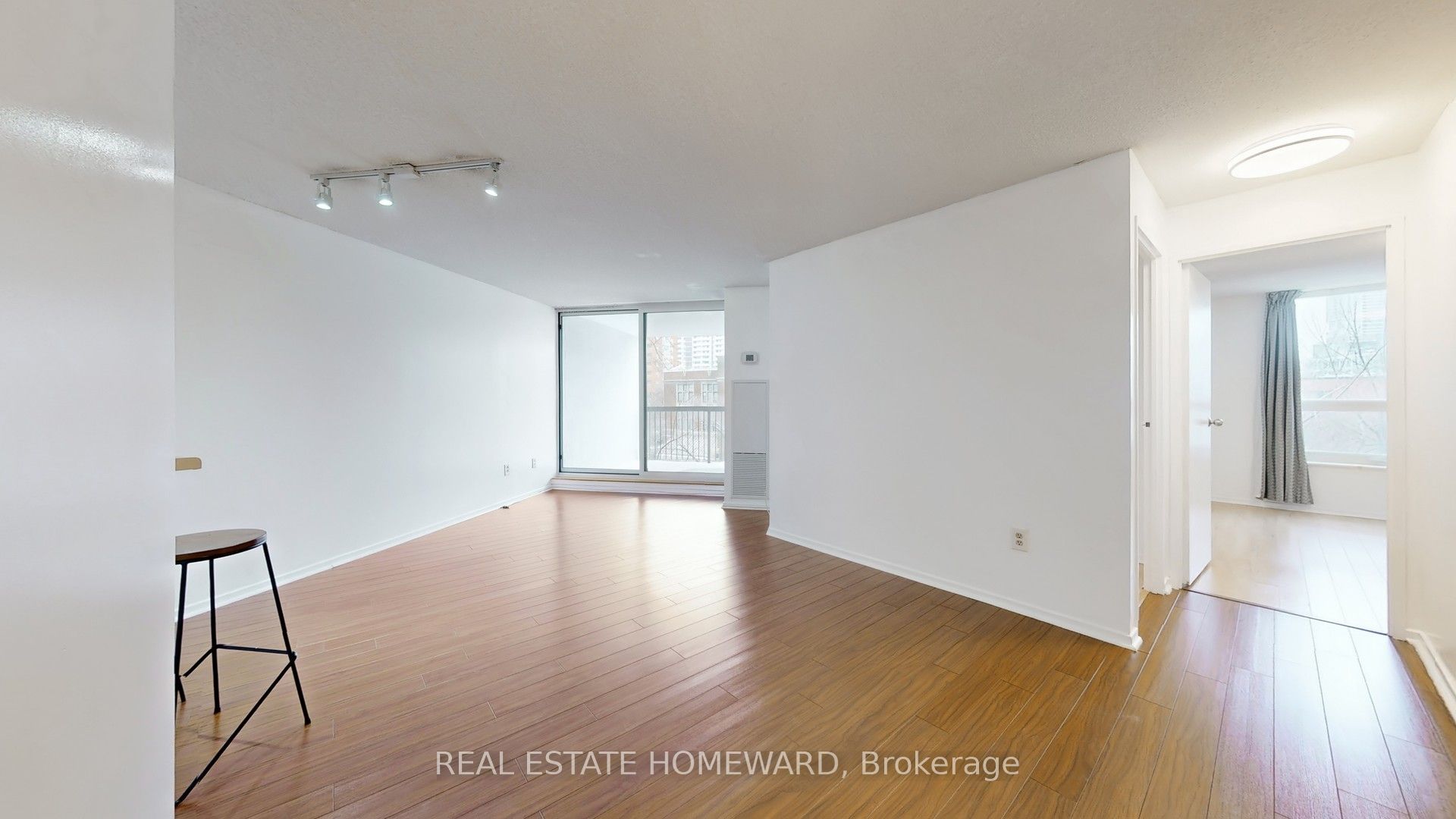 77 Maitland Place 623