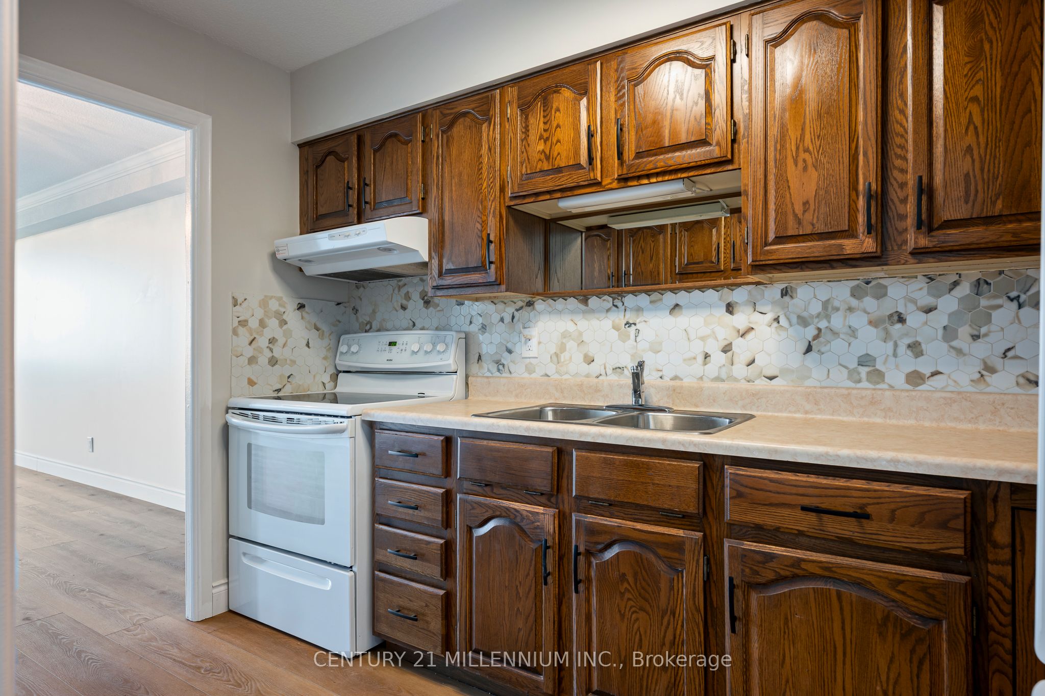 81 Millside Drive 1005