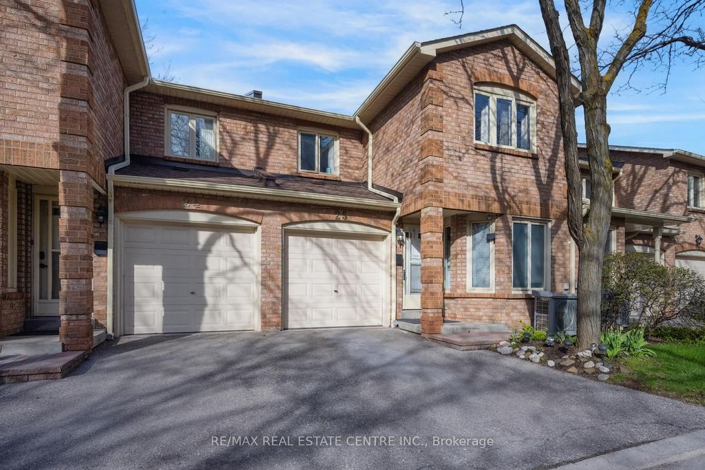 Photo of 5020 Delaware Drive #25, Mississauga, ON L4Z 3C7 (MLS # W13061032)
